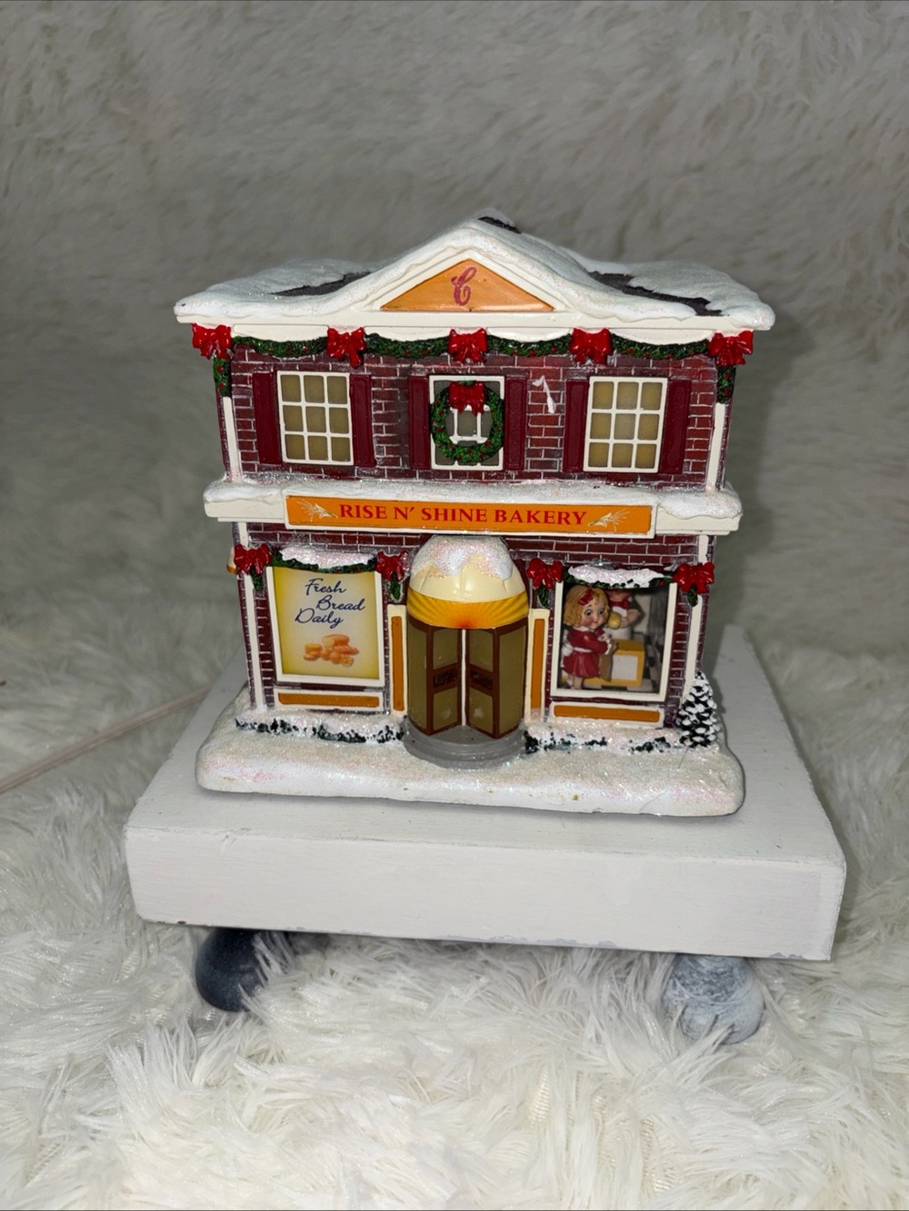 Campbells Hawthorn Village Lighted Bakery